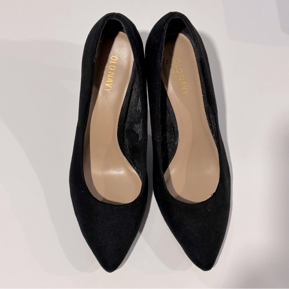 Black Suede Closed Pointed Toe High Heels - Picture 2 of 4